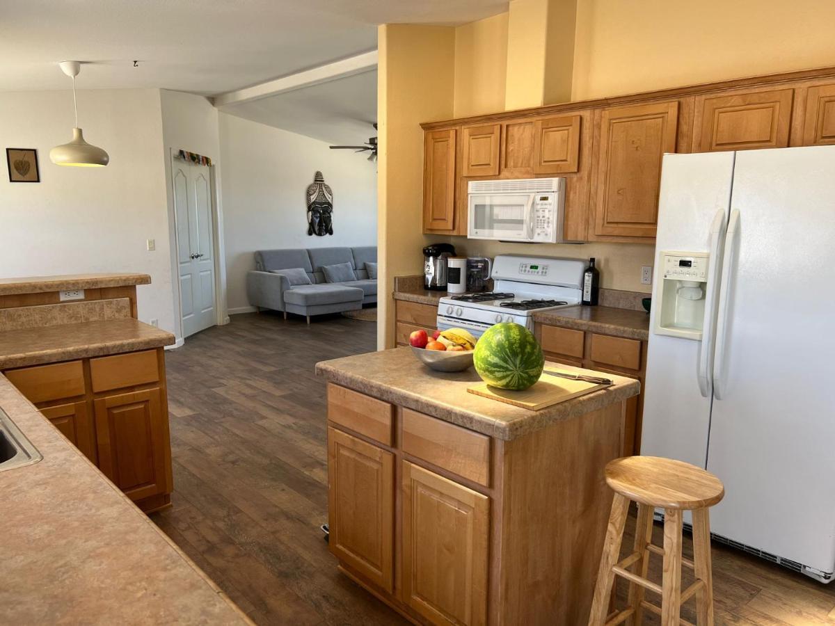 Хостел Bodhi House, Joshua Tree National Park Туэнтинайн-Палмс Экстерьер фото