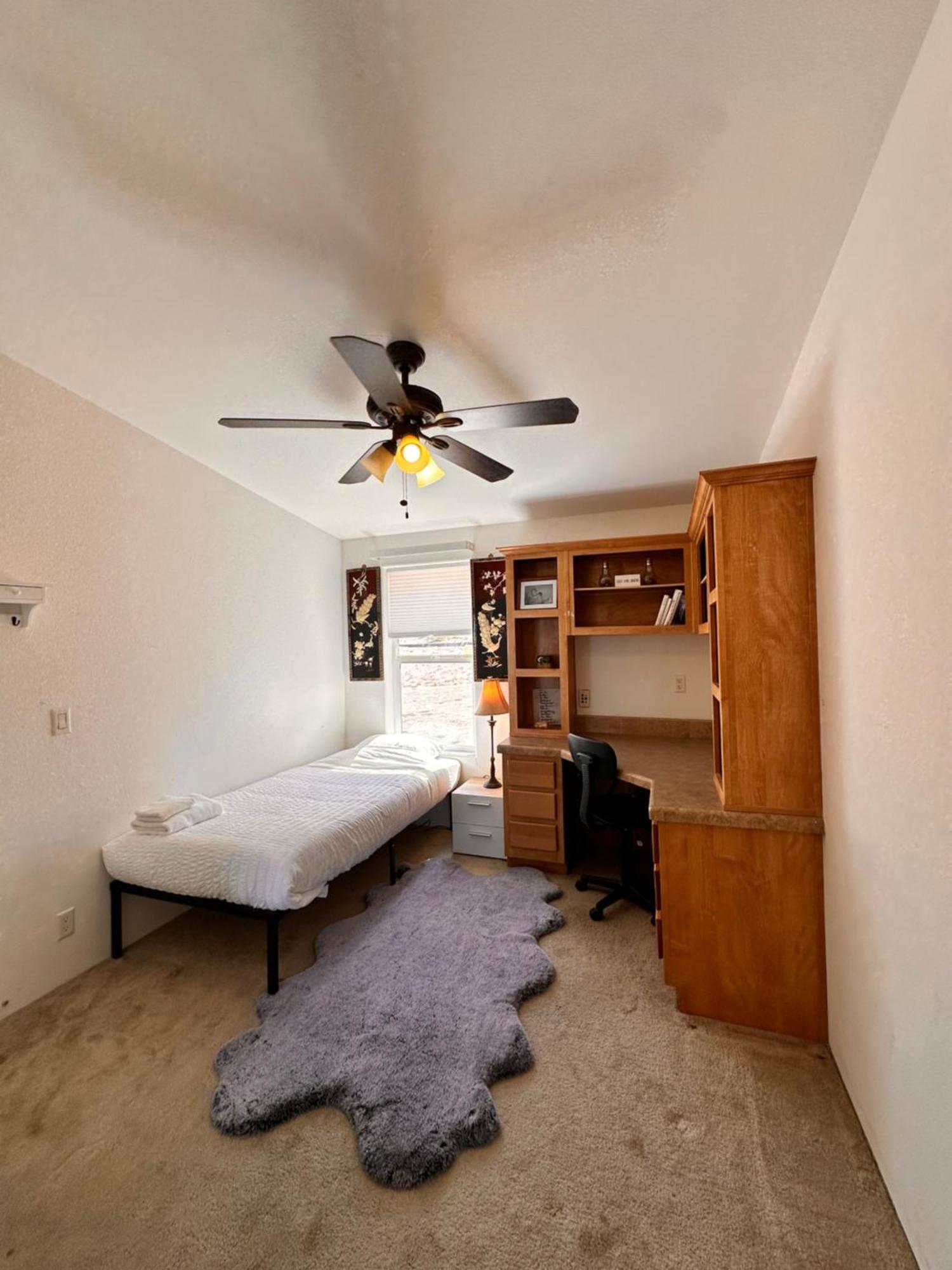 Хостел Bodhi House, Joshua Tree National Park Туэнтинайн-Палмс Экстерьер фото