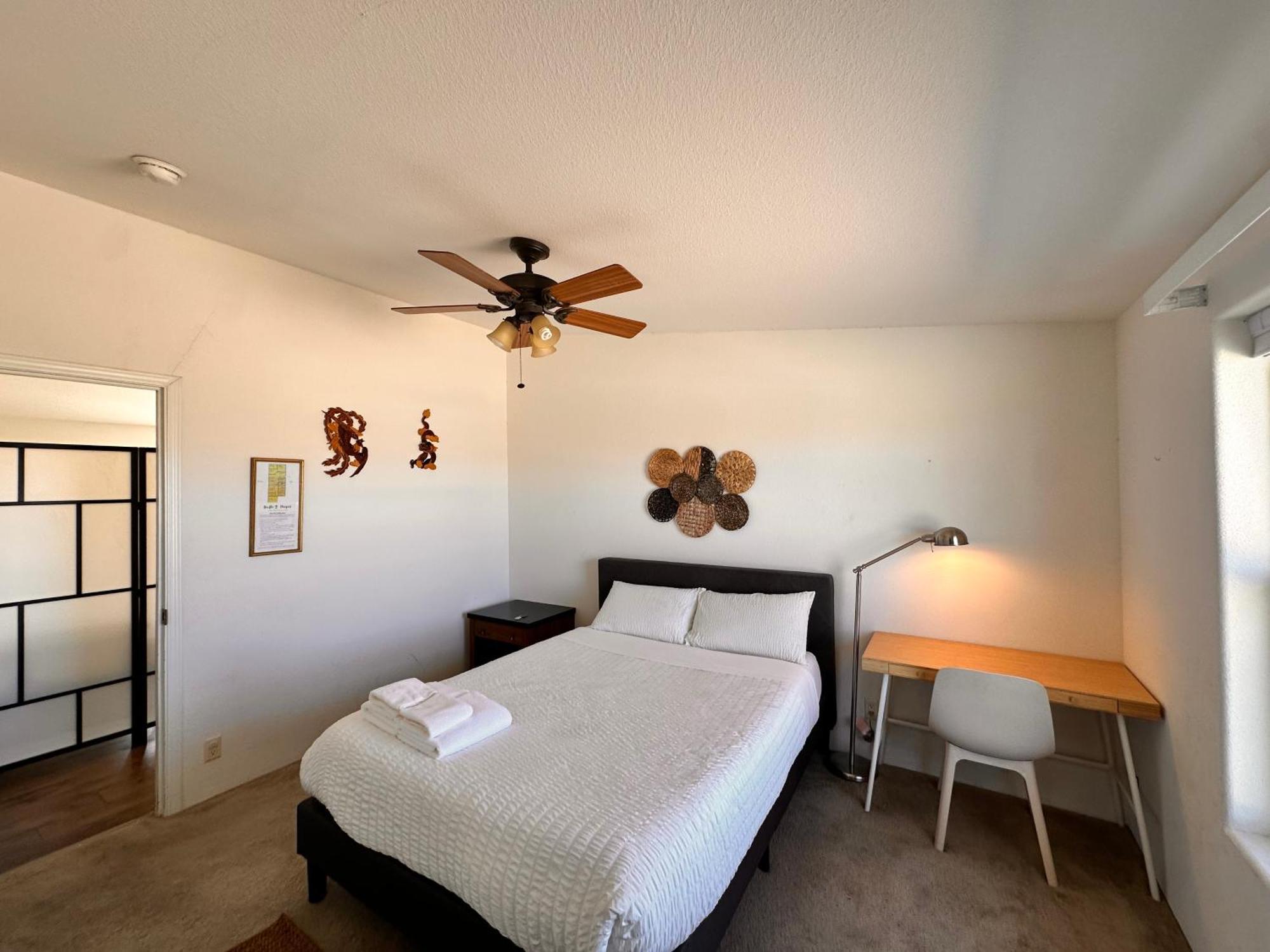 Хостел Bodhi House, Joshua Tree National Park Туэнтинайн-Палмс Экстерьер фото